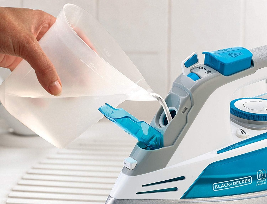 BLACK & DECKER STEAM IRON X2800-B5