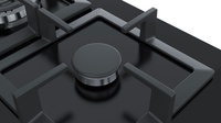 BOSCH BI HOB PPQ7A6B20 75CM 5G BLK DUAL WOK